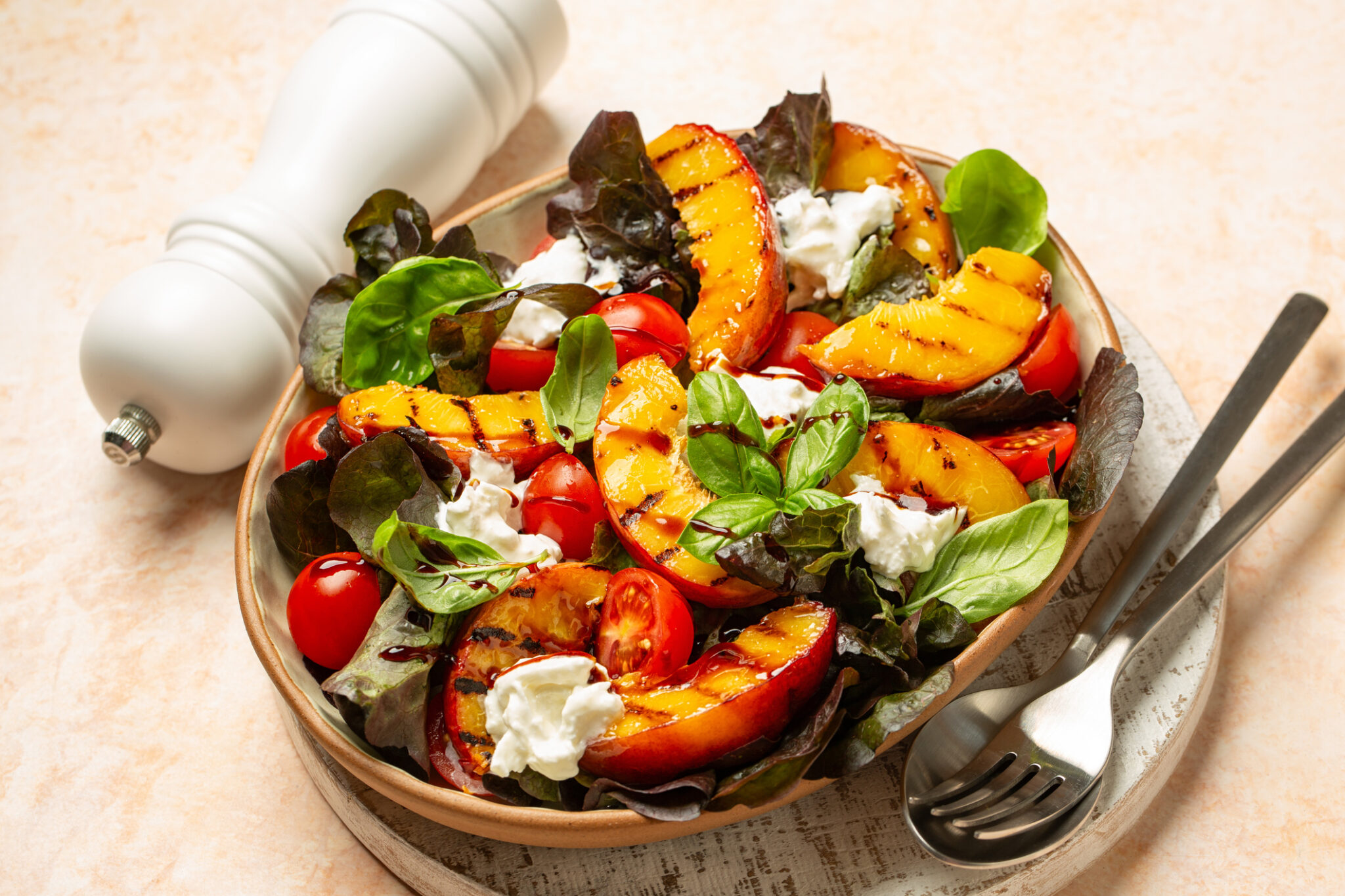 Avocat, mangue et crevettes : l'exotisme irrésistible dans votre assiette