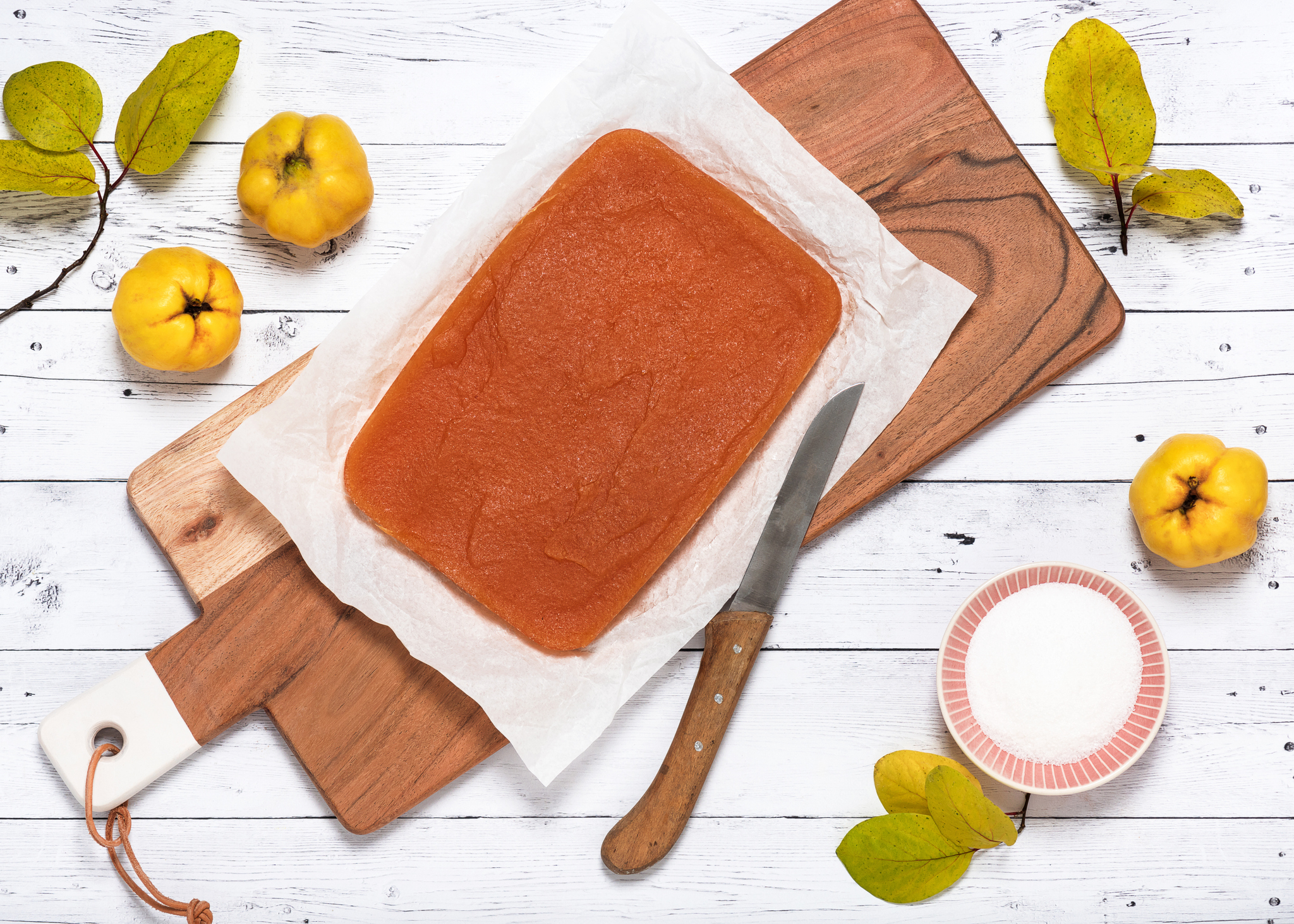 Granola croustillant au coing rôti